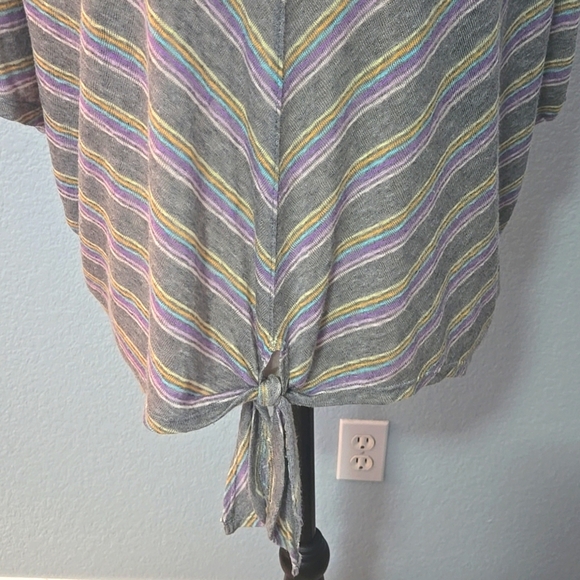 DEMOCRACY Dolman Sleeves Tie Front Top Sz XL Chevron Print In Gray Purple Yellow - Picture 3 of 11